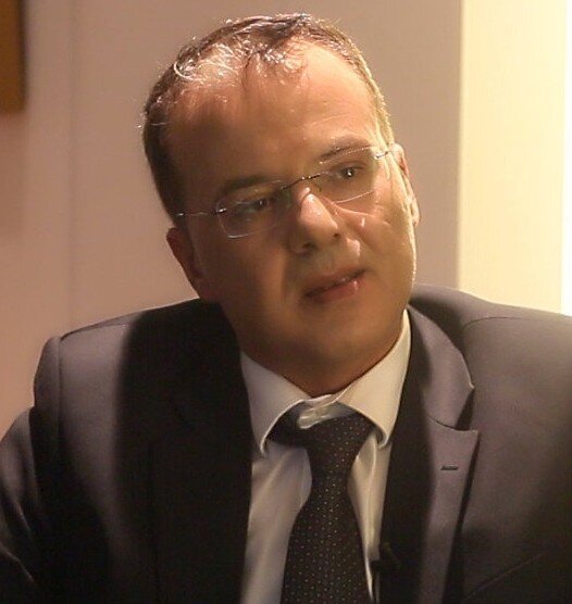 Dr Kosta Chouliaras